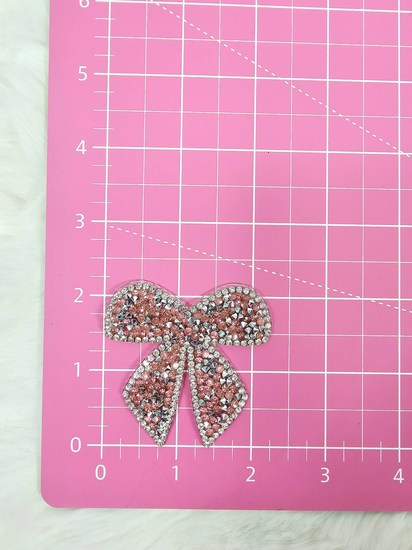 Scratch Decor - Small Bow with Silver Outline and Pink Rhinestone Iron-on Patch