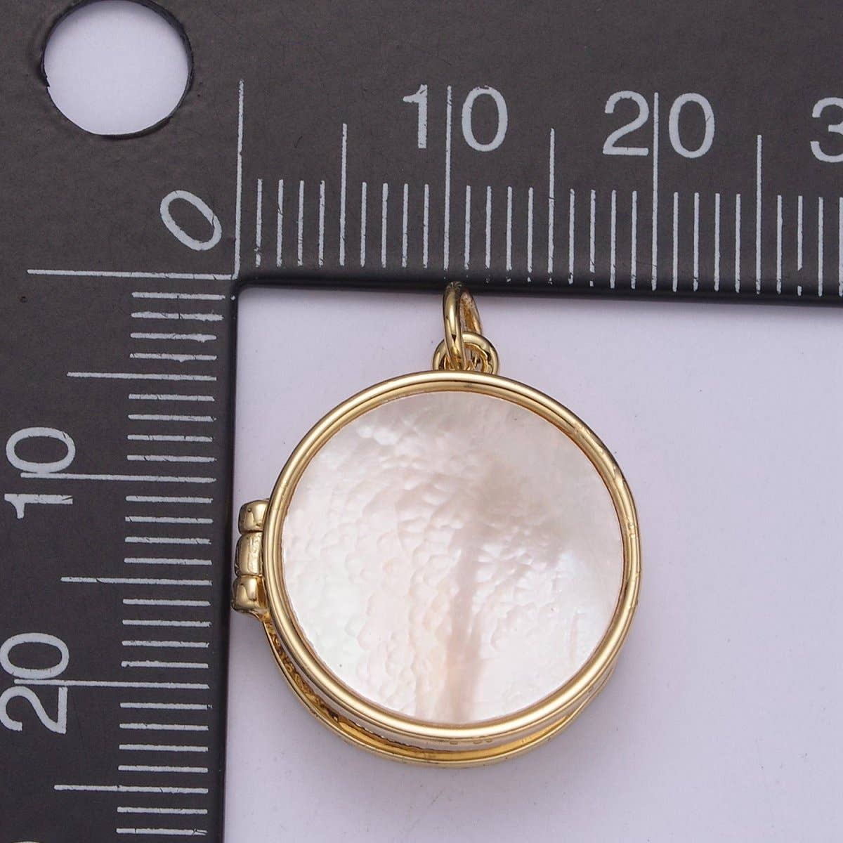 Aim Eternal - Pearl Locket Charm Necklace 14k Gold Filled Round Locket for Photo Necklace • Pearl Jewelry Supply W-192