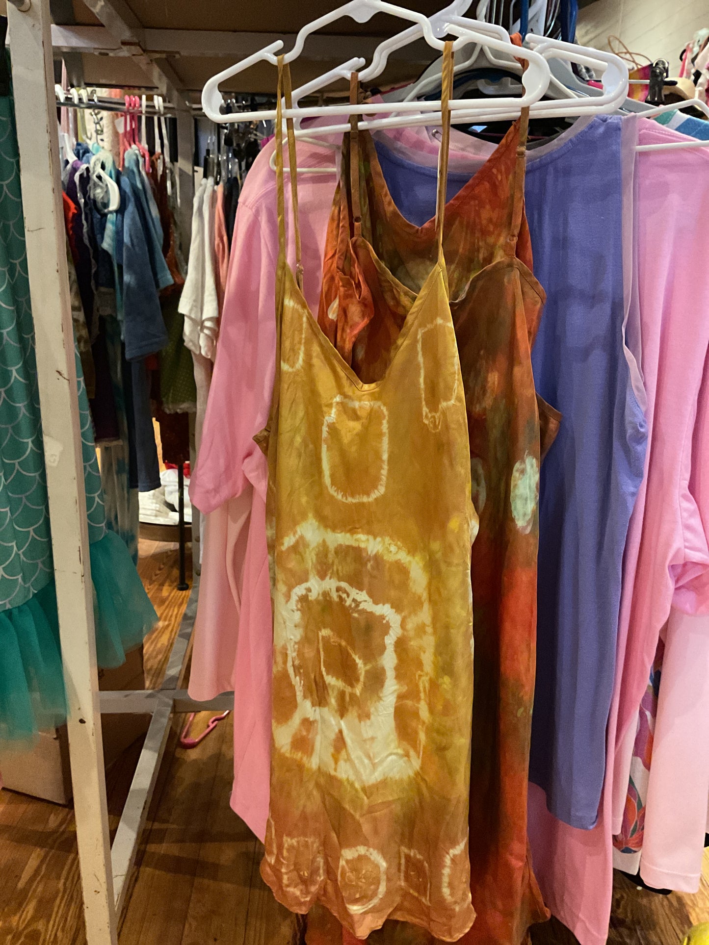 Caitmaid yellow tie dye silk tank top
