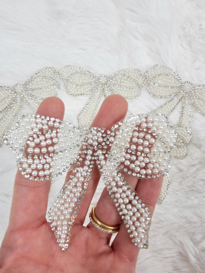 Scratch Decor - Rhinestone Bow with Silver Outline and White Pearl Iron-on Patch