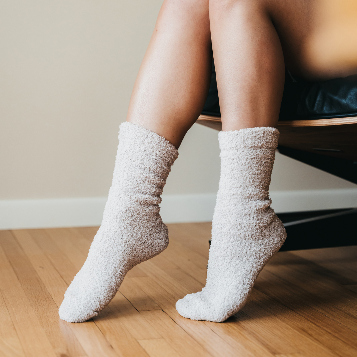 Giften Market - Cozy Cloud Socks - Ivory - Warm & Soft - Women’s Gift