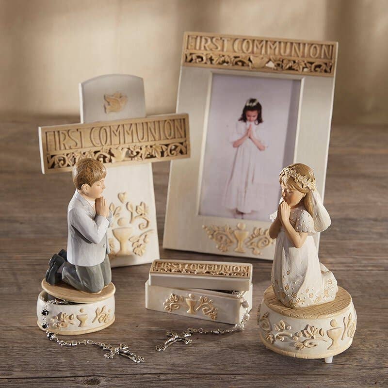 Christian Brands Catholic - Remembrance 6" H First Communion Keepsake Box - Girl