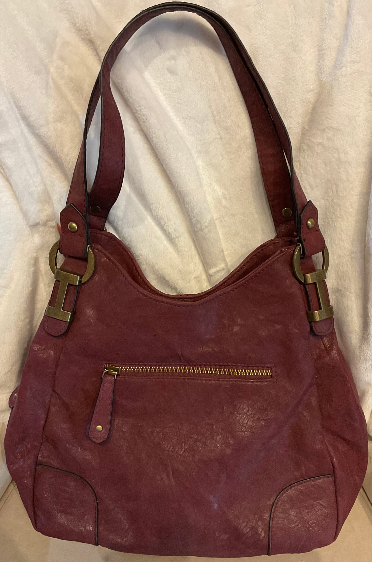 Bueno burgundy purse