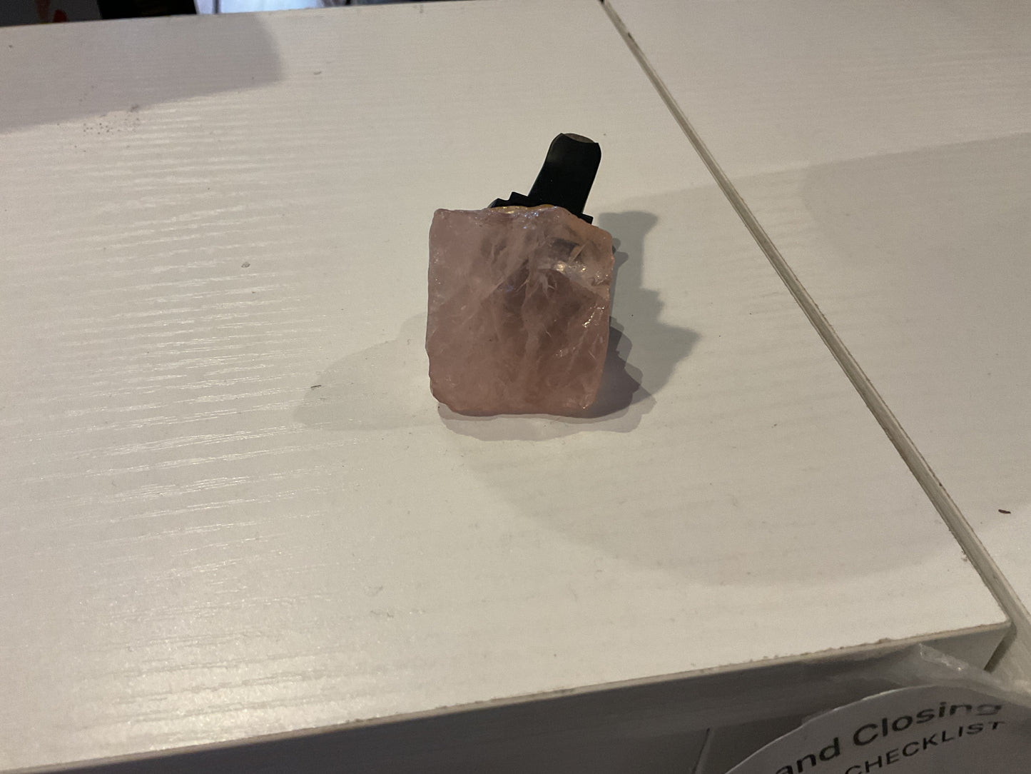 Rose quarts car vent clip