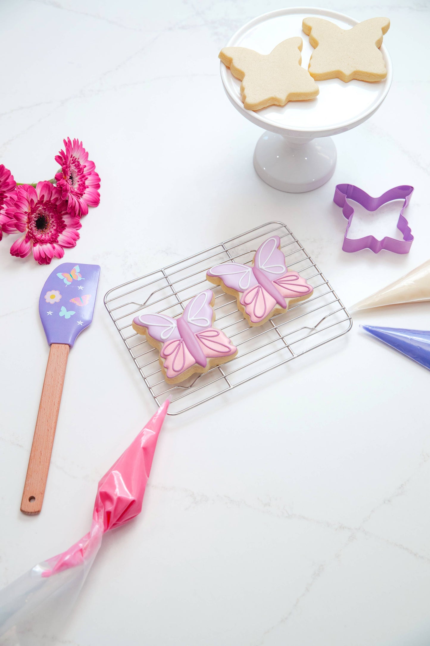 Handstand Kitchen - Blooming Colors Cookie Cutter & Spatula Set Display