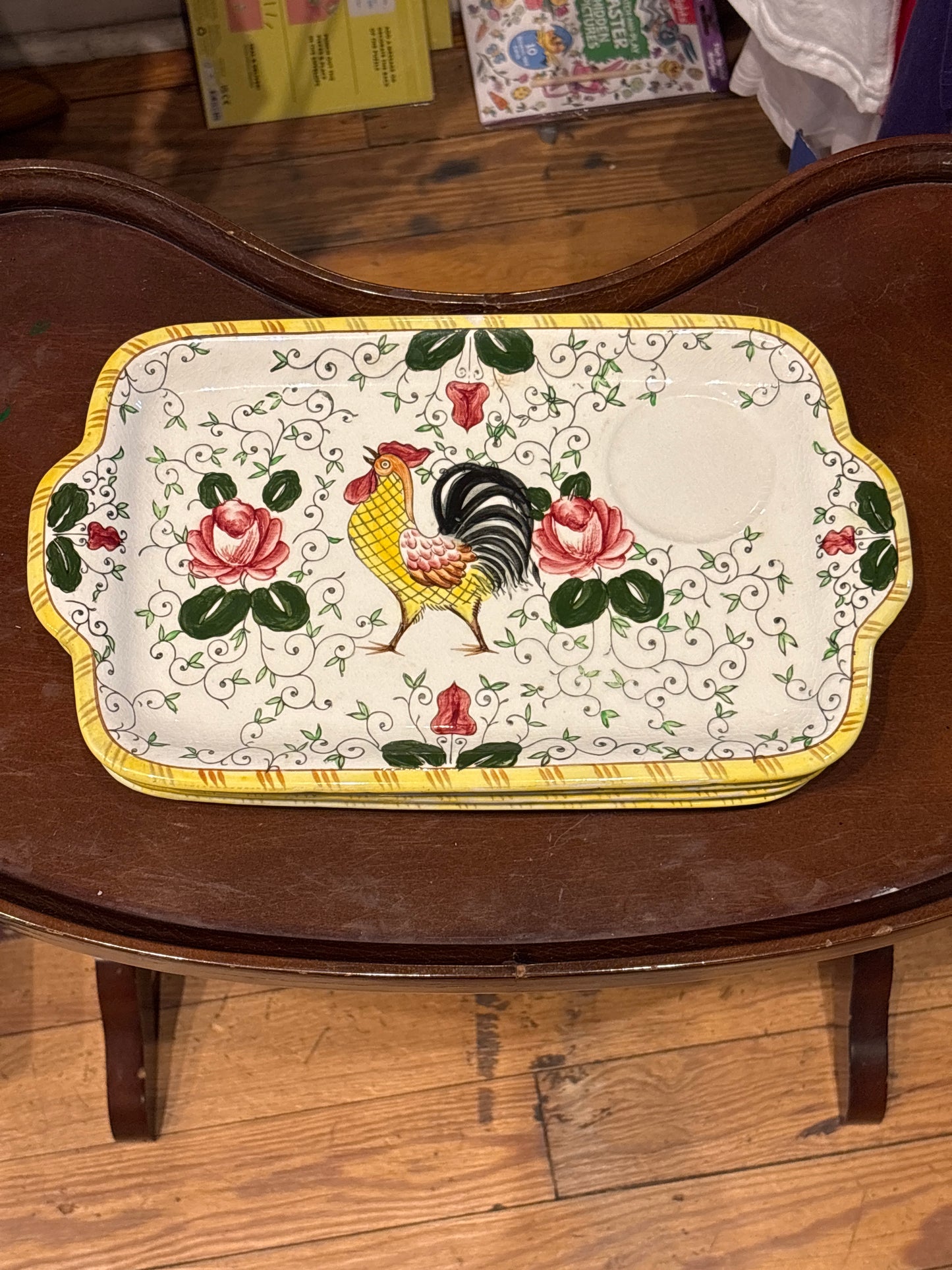 UCAGCO Roosters & Roses Japanese snack tray