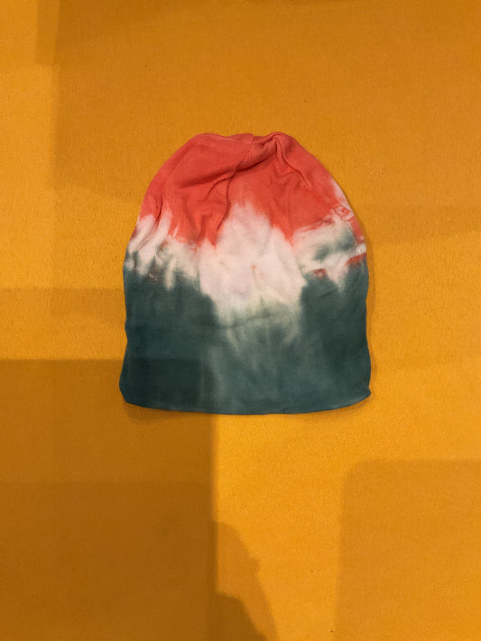 Catmaid tie dye green,red baby hat
