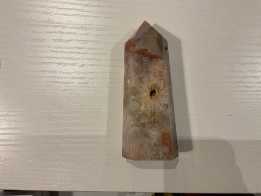 Flower agate tower