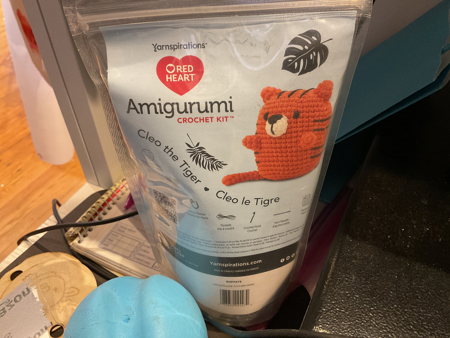 Amigurumi crochet kit Cleo the tiger yarnspirations
