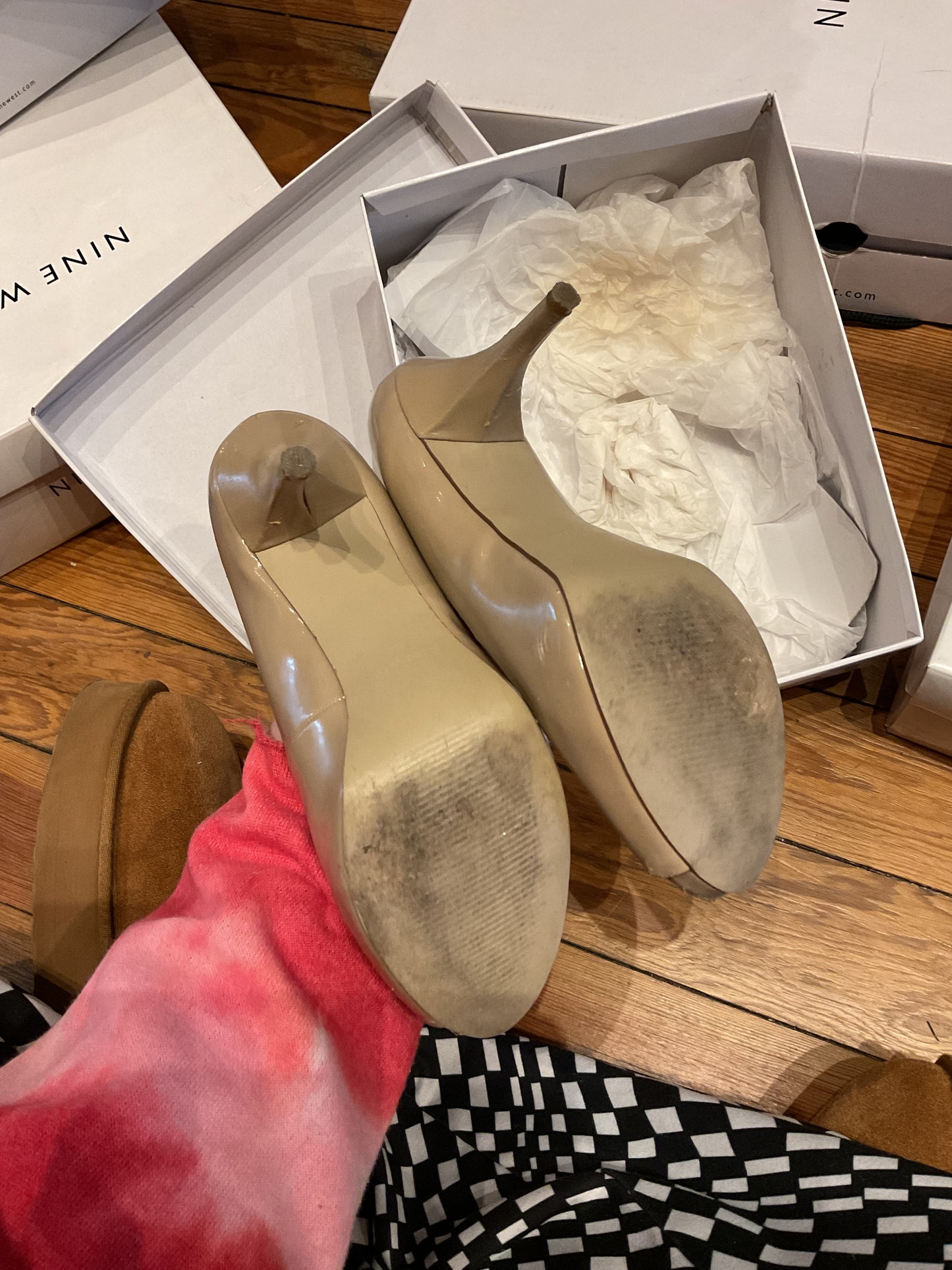 Nine West nude heels size 6