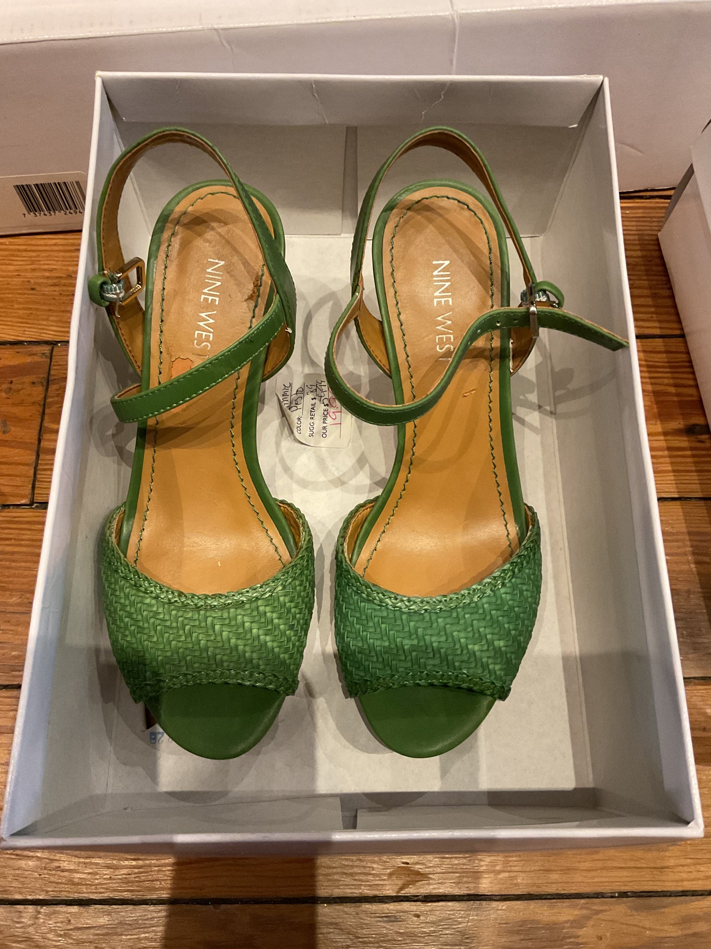 Nine West green cork heels size 6