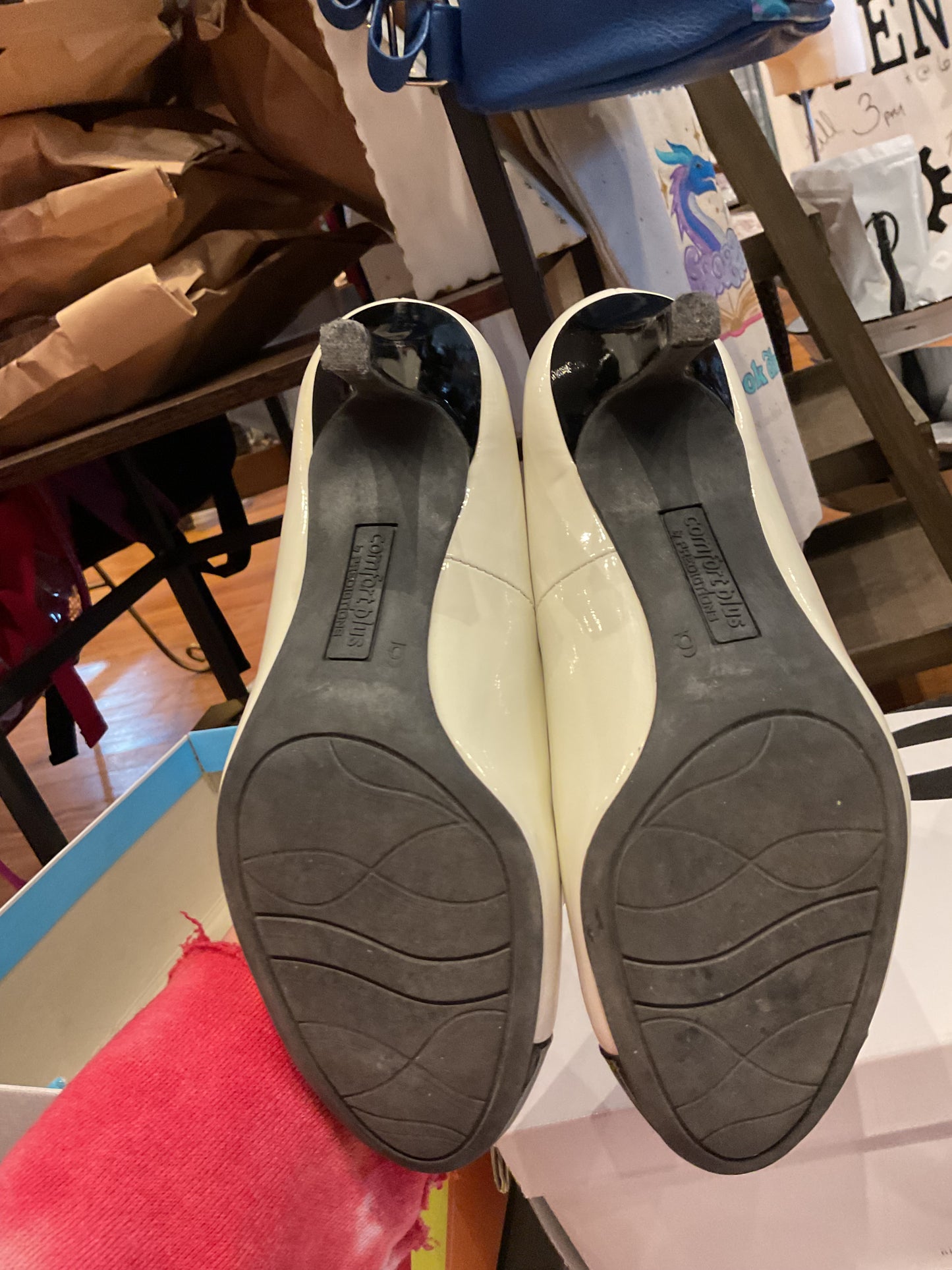 Comfort plus black and white heels size 6