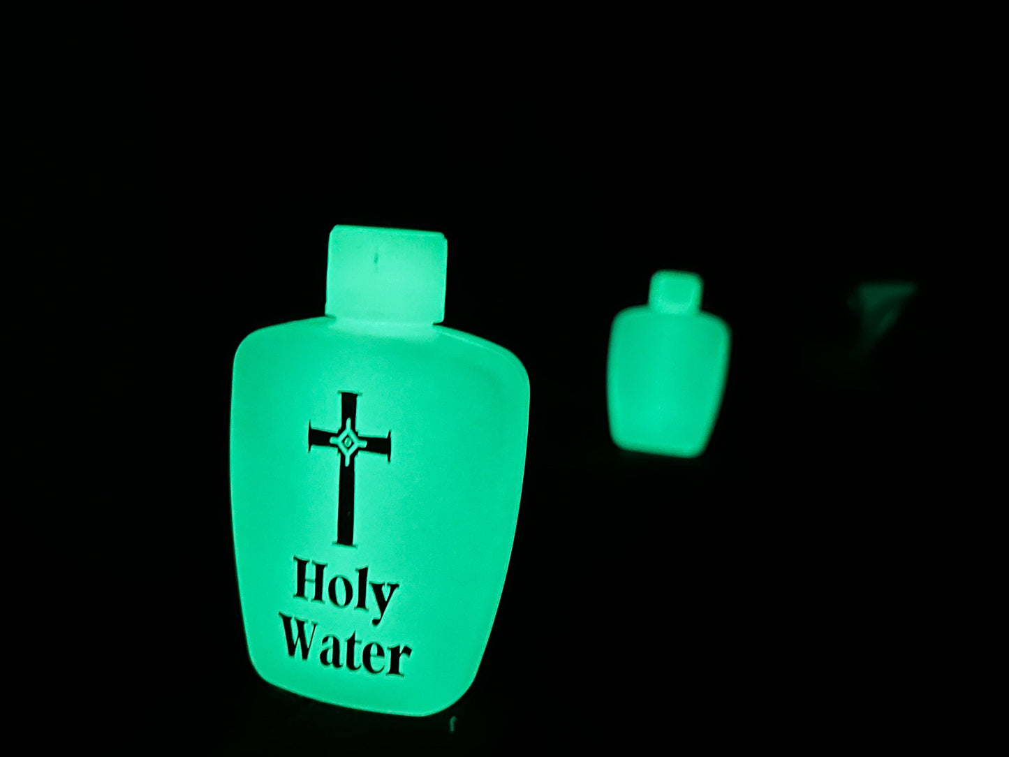 SAN JUDITAS RELIGIOUS ARTICLES - 2oz LUMINOUS HOLY WATER BOTTLE