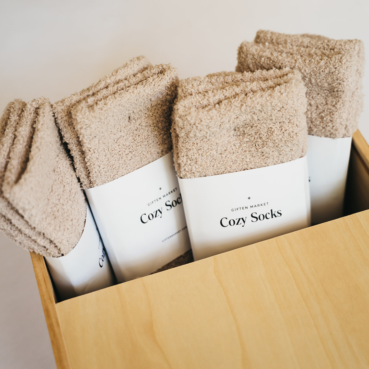 Giften Market - Cozy Cloud Socks - Ivory - Warm & Soft - Women’s Gift