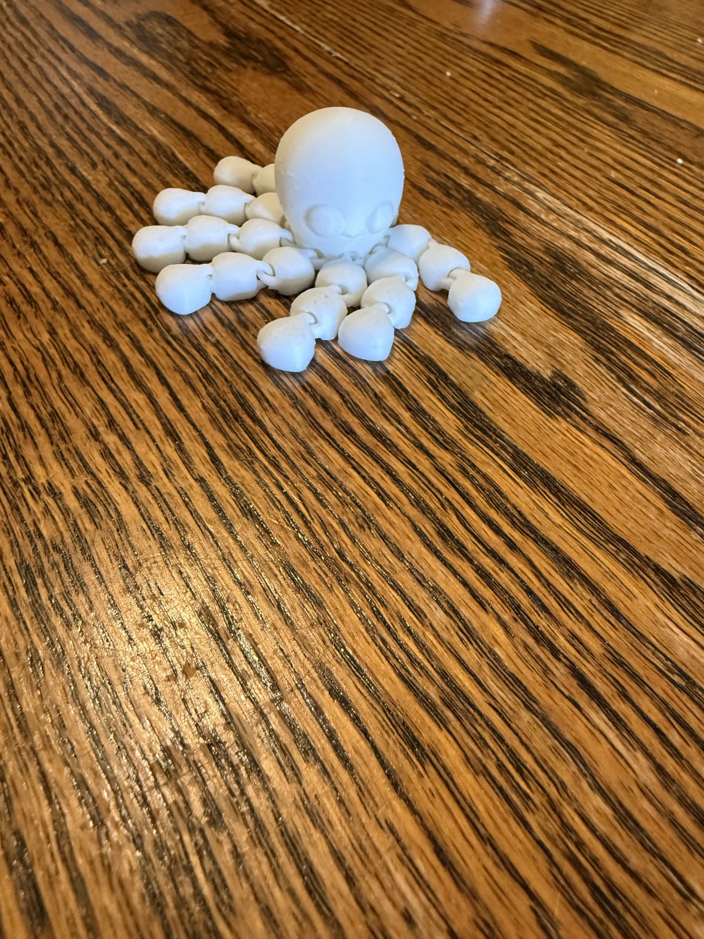 Small articulated Octopus- White